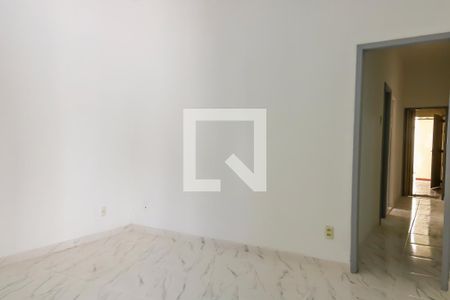 Sala de casa para alugar com 4 quartos, 120m² em Todos Os Santos, Rio de Janeiro