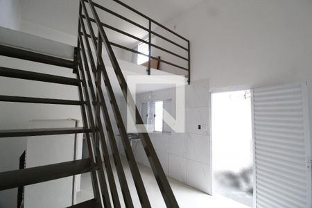 Sala/Cozinha de kitnet/studio para alugar com 1 quarto, 35m² em Jardim Inconfidência, Uberlândia