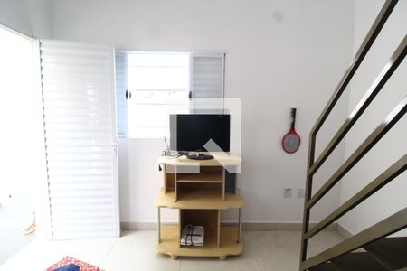 Sala de kitnet/studio para alugar com 1 quarto, 35m² em Jardim Inconfidência, Uberlândia