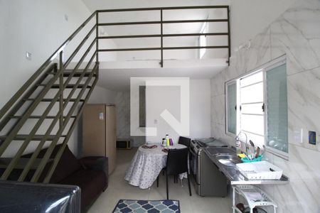 Cozinha de kitnet/studio para alugar com 1 quarto, 35m² em Jardim Inconfidência, Uberlândia