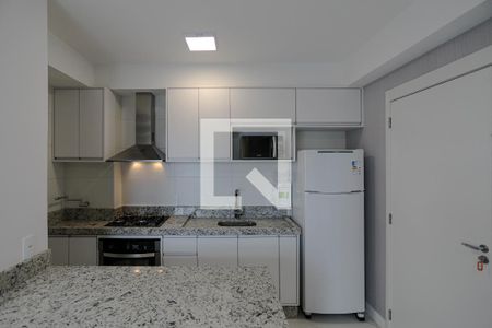 Cozinha de apartamento para alugar com 1 quarto, 30m² em Vila Oliveira, Mogi das Cruzes