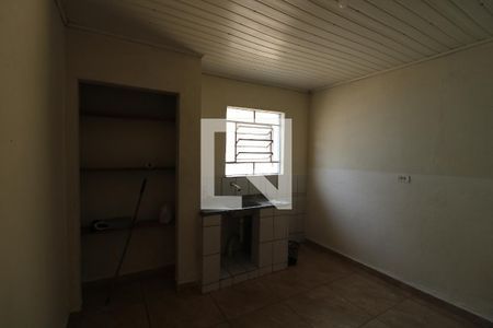 Cozinha de casa para alugar com 1 quarto, 45m² em Parque Colonial, São Paulo