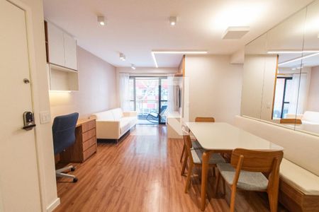 Sala de apartamento à venda com 2 quartos, 75m² em Vila Mariana, São Paulo