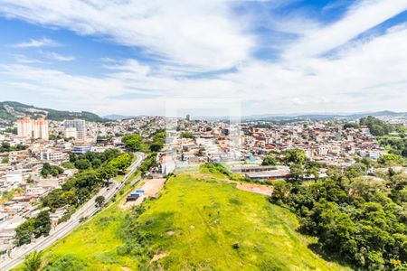 Vista da Sala de apartamento à venda com 2 quartos, 83m² em Jardim Tupanci, Barueri