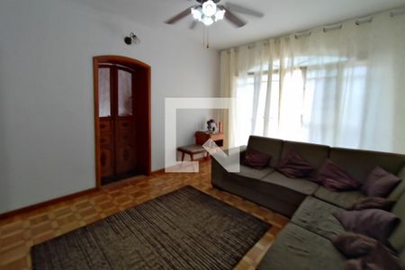 Sala de TV de casa à venda com 4 quartos, 178m² em Jardim Nova Europa, Campinas