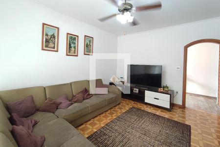 Sala de TV de casa à venda com 4 quartos, 178m² em Jardim Nova Europa, Campinas