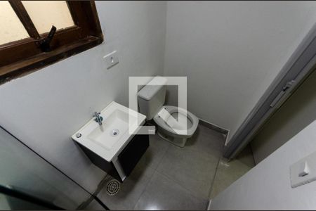 Banheiro  de casa para alugar com 1 quarto, 70m² em Moinho Velho, São Paulo