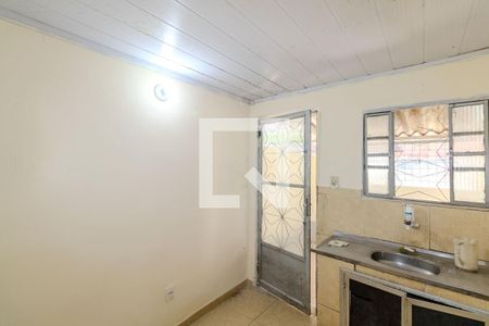 Sala/Cozinha de casa para alugar com 1 quarto, 35m² em Campo Grande, Rio de Janeiro