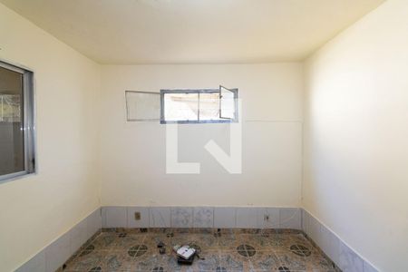 Quarto de casa para alugar com 1 quarto, 35m² em Campo Grande, Rio de Janeiro