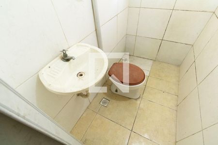 Banheiro de casa para alugar com 1 quarto, 35m² em Campo Grande, Rio de Janeiro