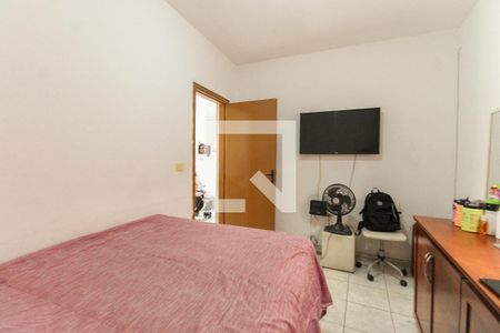 Quarto 2 de casa à venda com 2 quartos, 160m² em Vila Danubio Azul, São Paulo