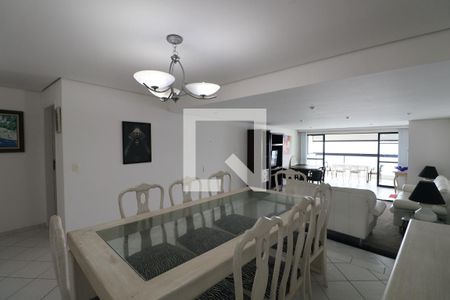 Sala de apartamento para alugar com 4 quartos, 180m² em Morro do Maluf, Guarujá