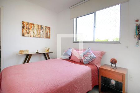 Suite de apartamento à venda com 3 quartos, 85m² em Fernão Dias, Belo Horizonte