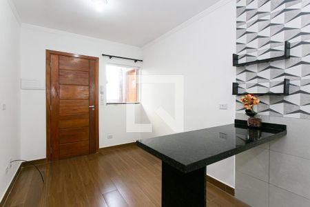 Sala de apartamento para alugar com 2 quartos, 45m² em Vila Carrão, São Paulo