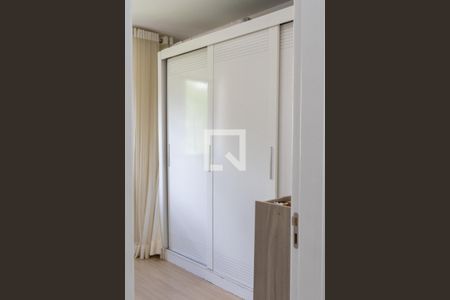 Quarto 1 de apartamento para alugar com 2 quartos, 46m² em Jardim Pioneira, Cotia