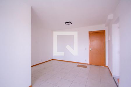 Sala de apartamento para alugar com 3 quartos, 78m² em Mutondo, São Gonçalo