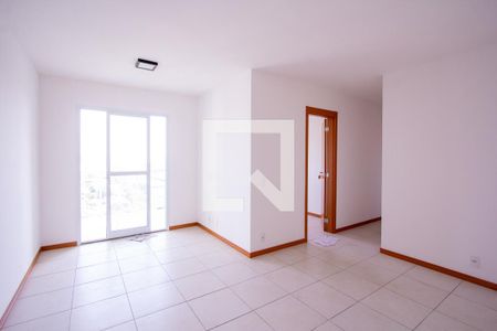 Sala de apartamento para alugar com 3 quartos, 78m² em Mutondo, São Gonçalo