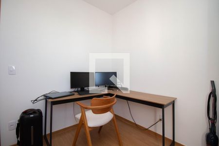 Quarto 1 de apartamento para alugar com 2 quartos, 45m² em Qr 110, Brasília