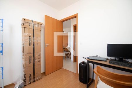 Quarto 1 de apartamento para alugar com 2 quartos, 45m² em Qr 110, Brasília