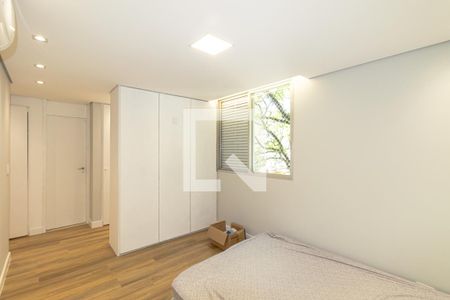 Quarto 1 de apartamento à venda com 3 quartos, 116m² em Chácara Itaim, São Paulo