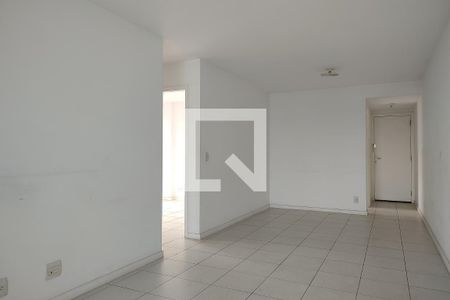 Sala de apartamento à venda com 2 quartos, 77m² em Barra da Tijuca, Rio de Janeiro