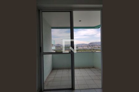 Varanda  de apartamento à venda com 2 quartos, 77m² em Barra da Tijuca, Rio de Janeiro