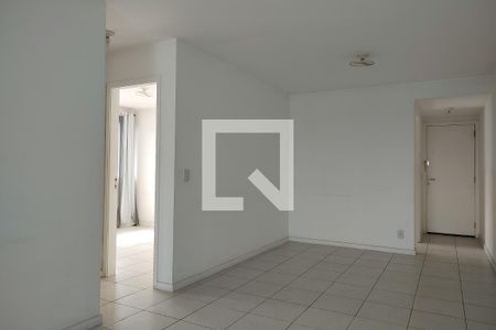 Sala de apartamento à venda com 2 quartos, 77m² em Barra da Tijuca, Rio de Janeiro