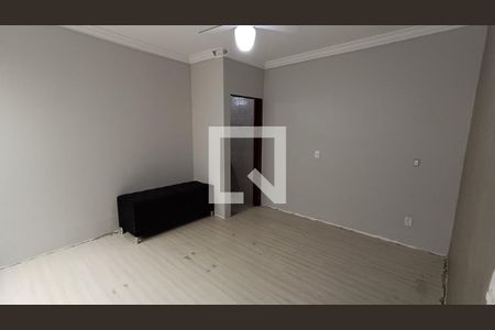 Sala de casa para alugar com 3 quartos, 200m² em Jardim Santa Catarina, Sorocaba