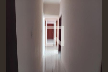 Corredor de casa para alugar com 3 quartos, 146m² em Maracanã, Praia Grande