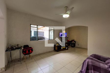 Sala de casa à venda com 3 quartos, 140m² em Vila Mariana, São Paulo