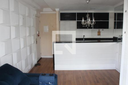 Sala de apartamento para alugar com 2 quartos, 52m² em Jardim Isis, Cotia