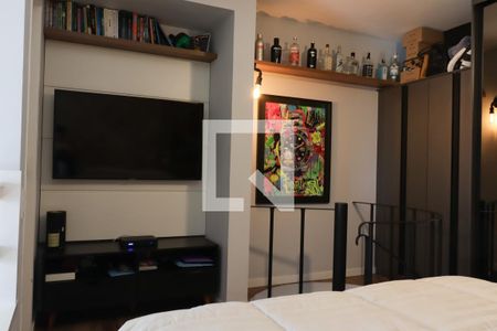 Quarto com suíte de apartamento para alugar com 1 quarto, 59m² em Moema, São Paulo