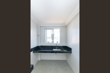 Cozinha de apartamento à venda com 3 quartos, 83m² em Morro do Confisco, Contagem