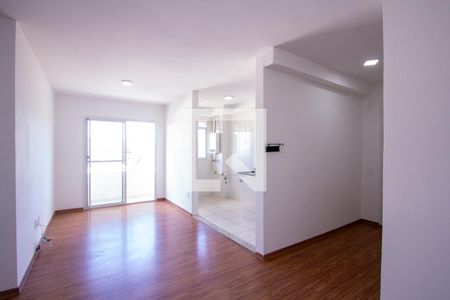 Sala de apartamento para alugar com 3 quartos, 65m² em Rio do Ouro, São Gonçalo