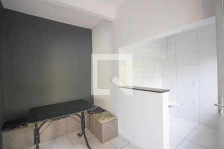 Sala de casa para alugar com 2 quartos, 70m² em Boaçu, São Gonçalo