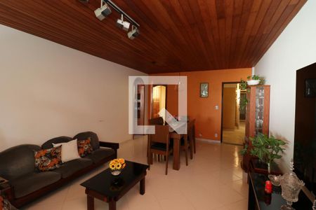 Sala de apartamento para alugar com 3 quartos, 118m² em Jardim Guanabara, Rio de Janeiro