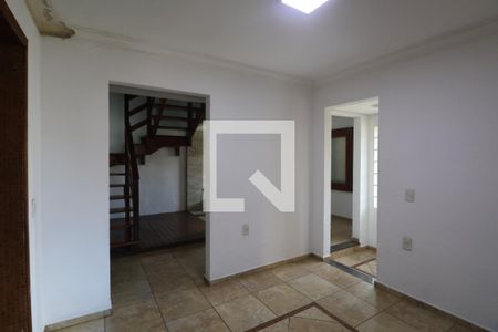 Sala 2 de casa para alugar com 5 quartos, 280m² em Estância Velha, Canoas