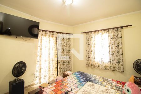 Suíte de casa à venda com 3 quartos, 380m² em Vila Leonor, São Paulo