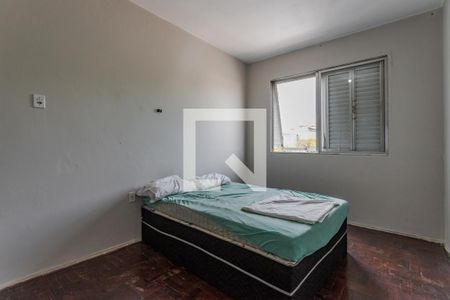 Quarto 1 de apartamento para alugar com 2 quartos, 47m² em Navegantes, Porto Alegre