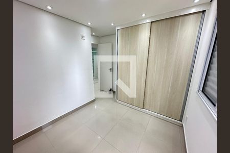 Quarto de apartamento à venda com 2 quartos, 77m² em Jardim Flor da Montanha, Guarulhos