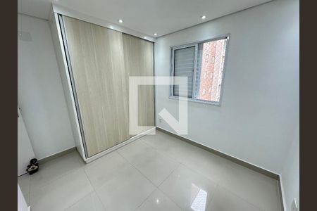 Quarto de apartamento à venda com 2 quartos, 77m² em Jardim Flor da Montanha, Guarulhos