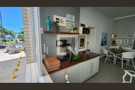 Sala de apartamento para alugar com 2 quartos, 85m² em Aparecida, Santos