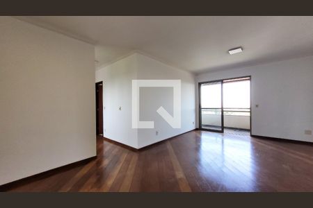 Sala de apartamento à venda com 3 quartos, 117m² em Jardim das Paineiras, Campinas