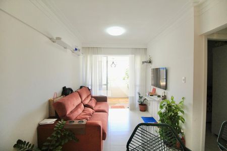 Sala de apartamento para alugar com 1 quarto, 42m² em Vila Laura, Salvador