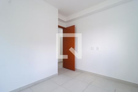 Quarto 1 de apartamento para alugar com 2 quartos, 44m² em Raposo Tavares, São Paulo