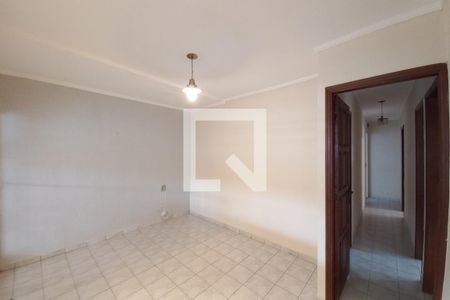 Sala de casa para alugar com 4 quartos, 250m² em Vila Campos Sales, Campinas