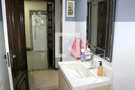 Lavabo de casa à venda com 4 quartos, 250m² em Parque Renato Maia, Guarulhos