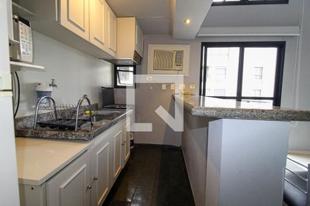 Cozinha de apartamento à venda com 1 quarto, 50m² em Moema, São Paulo