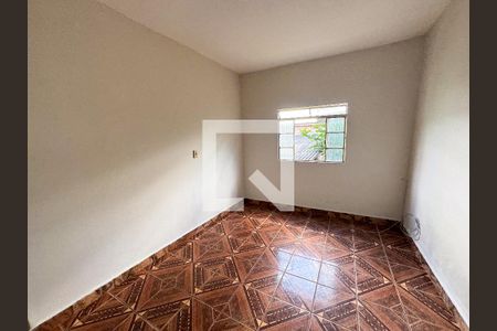 Sala de casa para alugar com 3 quartos, 150m² em Industrial, Contagem