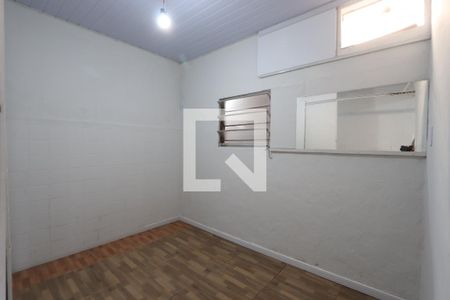 Quarto de casa para alugar com 1 quarto, 42m² em Parque Santo Antônio, São Paulo